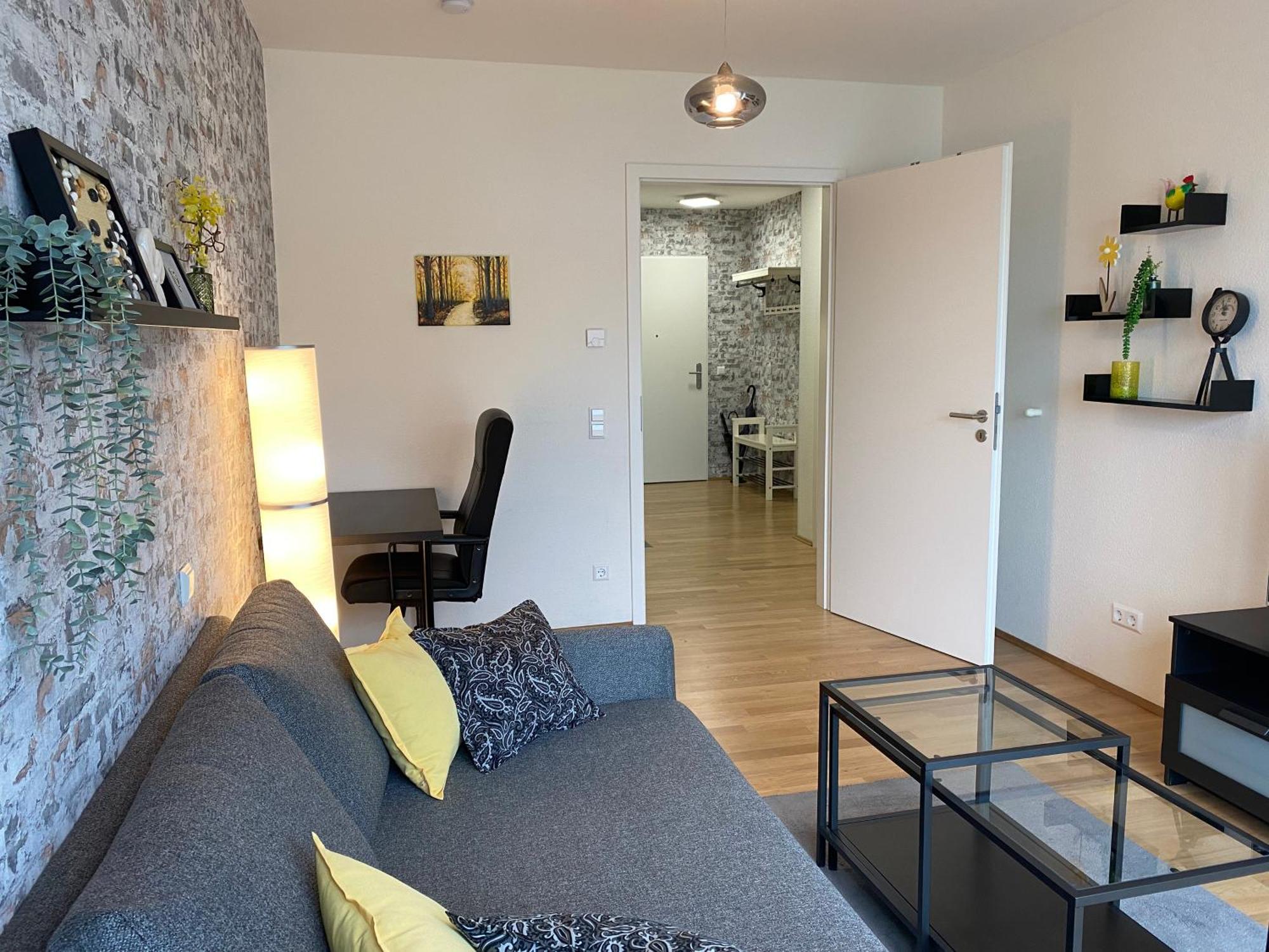 Schoenes 2 Zimmer Apartment Zentral Gelegen Pforzheim Eksteriør bilde
